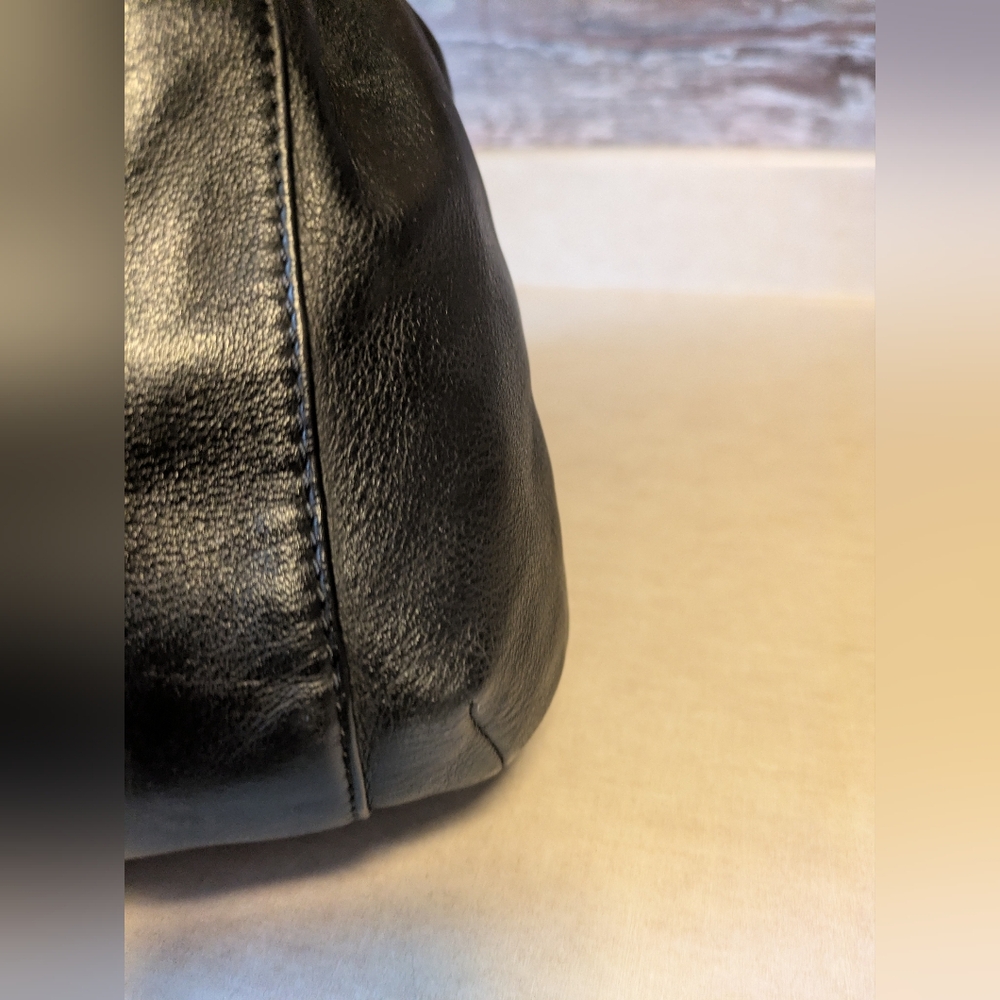 Coach 25661 Daisy Gorgeous Black Drawstring Soft Leather Shoulder Bag - Picture 8 of 15